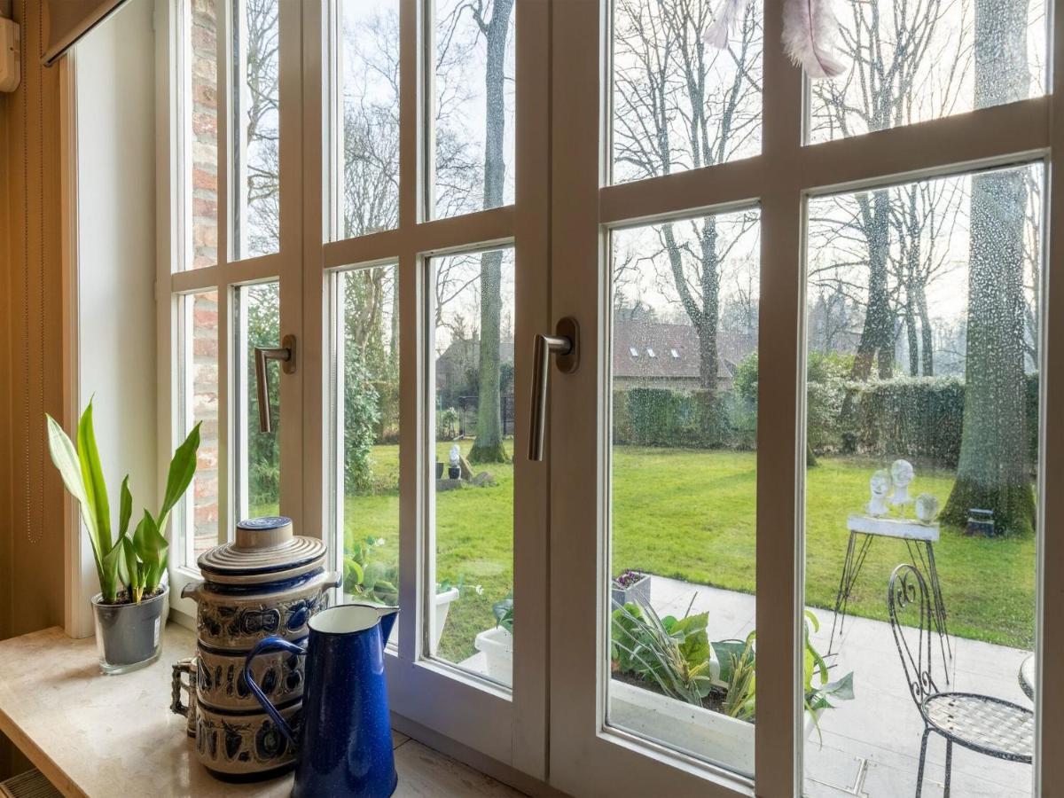 Apartment In Kruibeke At Wissekerke Castle Екстер'єр фото